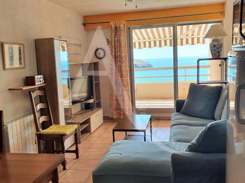 CONFORTABLE T2 EN FRONT DE MER, PARKING, WI-FI