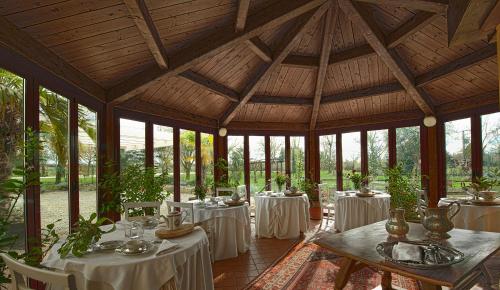 A restaurant or other place to eat at Villa Belfiore