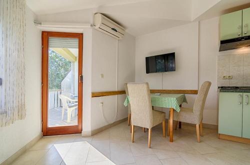 Apartman 4