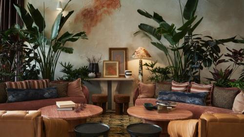 Granger Hotel Gaslamp Quarter, a Member of Marriott Design Hotels Image