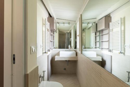 Trevi Charming Penthouse