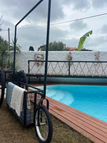 Бассейн в B House Alaçatı или поблизости