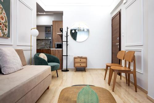 Margo Luxury Living 2 with SeaVIEW by 8essentially