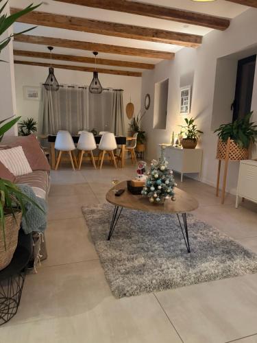 Ruang duduk di Villa HARMONIE