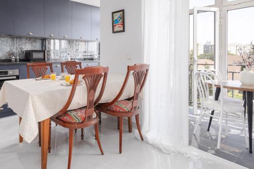 Et opholdsområde på Mar de la Abadía Rooms Shared Apartment