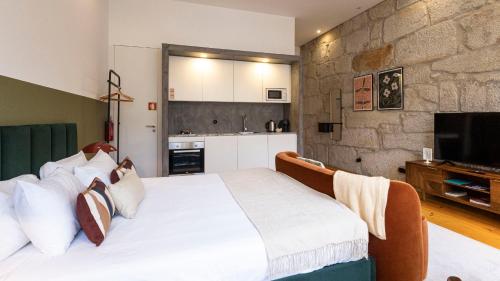 LovelyStay - Allderman Apartment - Almada 3º F