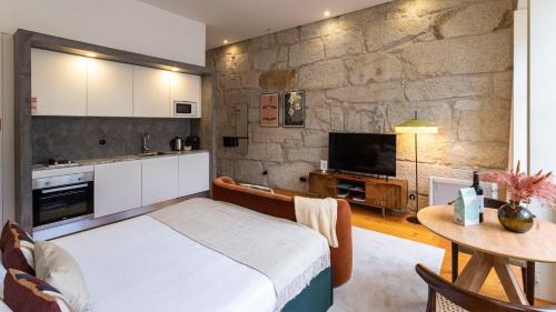 LovelyStay - Allderman Apartment - Almada 3º F
