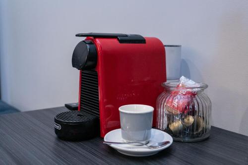 Cesare ai Cavalieri Suitesにあるコーヒーまたはお茶