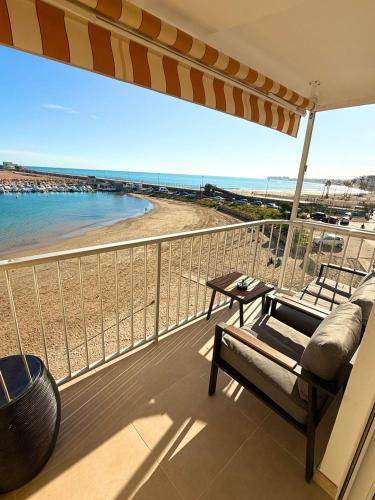 Beach Sea View Apartment