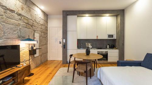 LovelyStay - Allderman Apartment - Almada 1º T