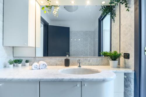 Blue Loft in the heart of Milan, Next to Metro station