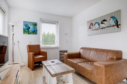 Χώρος καθιστικού στο Tapuit I Authentiek Huisje met Tuin
