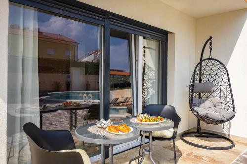 Villa Nur for 10 people near Pula with 45 m2 private pool & jacuzzi only 2 km from beach
