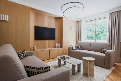 Exceptional flat - 1BD 6P- Arc de Triomphe