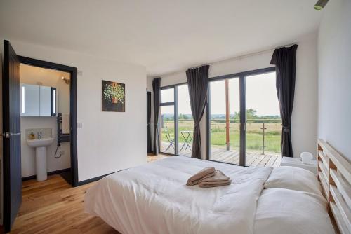 Gallery image of Eco cabin with lovely views of Mendips AONB Cabin n 2 in Congresbury