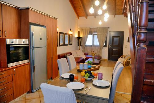 Unique Smaragda's Residense