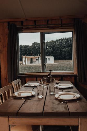 Gambar di galeri bagi Hoeve Twente - De Wielewaal di Heythuysen