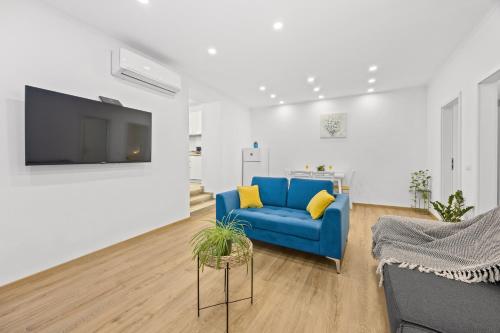 Old Tower Center Apartment 2