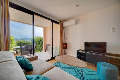 Vlaminck YourHostHelper