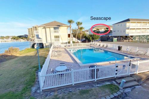 Bazén v ubytování Sandpiper Cove Unit 4231 Your Destin Beach Getaway With Free Beach Service nebo v jeho okolí