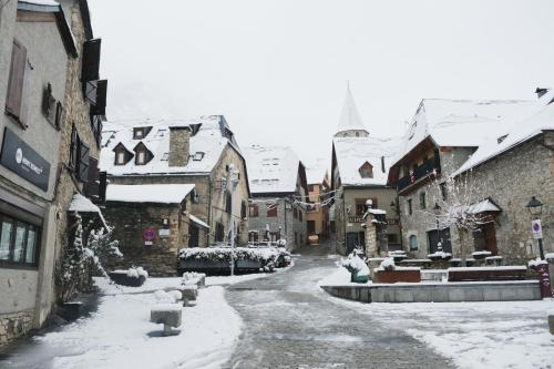 冬のHostel Baqueira - Refugi Rosta - PyrenMuseuの様子