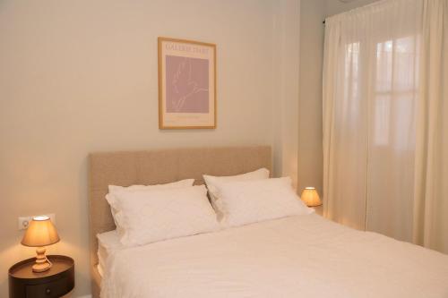 Vintage-Inspired 2BDR Apt - 15' to Monastiraki