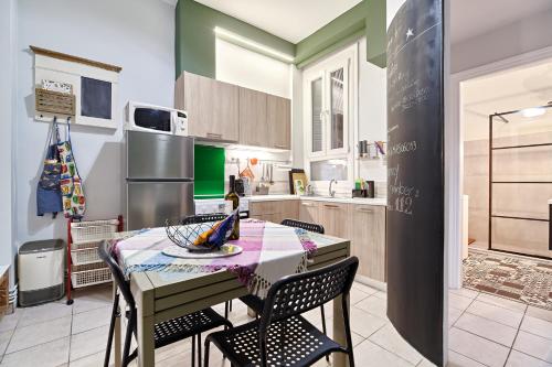 4 Queens Downtown-Comfortable apartment in Thessaloniki center