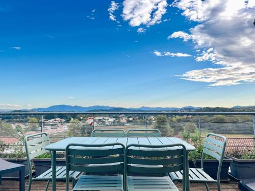 Photo de la galerie de l'établissement Quiet villa, sea and mountain!, à BIQ