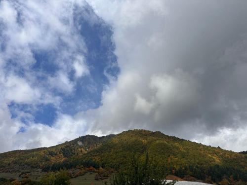 Imagen de la galería de Babale's guesthouse in Mestia, en Mestia