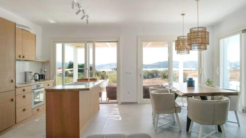 Η κουζίνα ή μικρή κουζίνα στο Villa Hespera