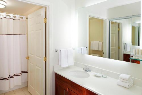 Residence Inn Minneapolis Downtown at The Depot Image