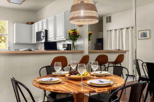 Ảnh trong thư viện ảnh của Bali Bliss at Oaks - Full Kitchen , Near I75 ở Gainesville