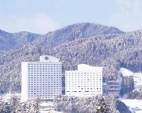 Nespecifikovaný výhled na hory nebo výhled na hory při pohledu z hotelu