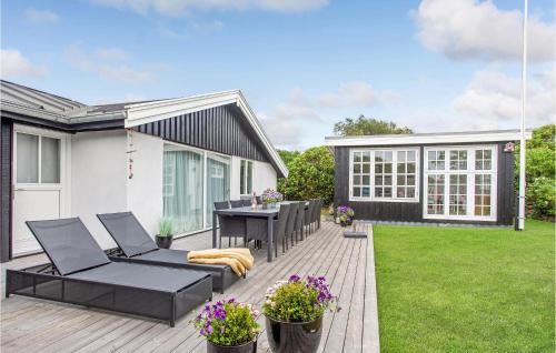 Κήπος έξω από το Amazing Home In Skagen With Wifi