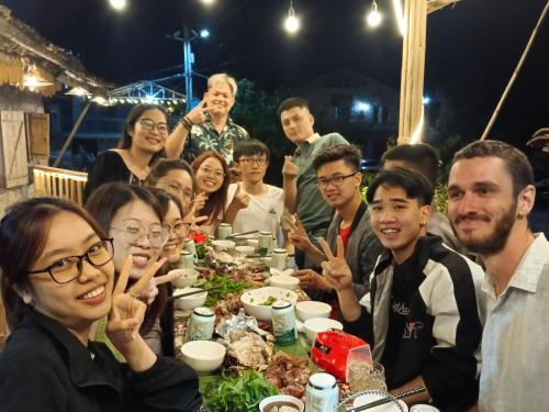 Επισκέπτες που μένουν στο Quang Thuận Bản Giốc Homestay
