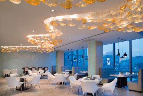 Restaurace v ubytování Tonino Lamborghini Hotel Kunshan City Center
