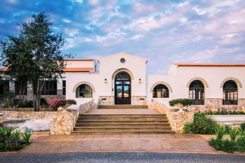 Η πρόσοψη ή η είσοδος του Mela Garden Retreat Cottage
