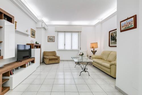 Cozy 2-Bedroom Flat with Balcony in Monteverde
