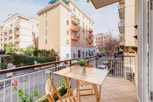 Cozy 2-Bedroom Flat with Balcony in Monteverde