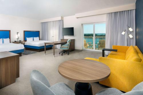 Hampton Inn Clearwater Central Clearwater Fl 33765 Hampton Inn and Suites Clearwater Beach, Clearwater Beach (updated