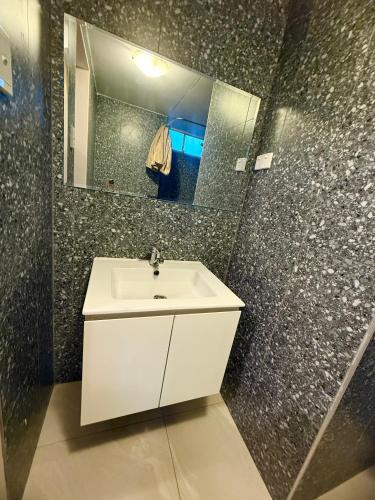 Un baño de Tropical River Hotel
