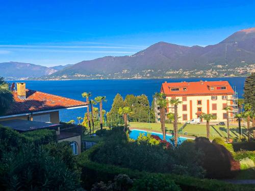 a house with a view of the water at Parco Ameno by Lago Reisen in Germignaga