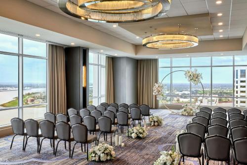 Posezení v ubytování New Orleans Marriott