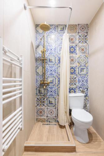 F & B Collection - Metro Urban Stays