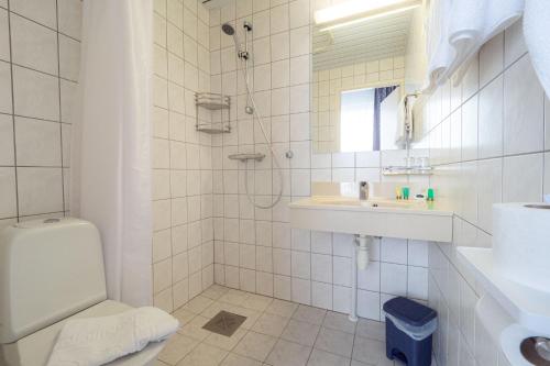 Koupelna v ubytování Centrum Hotel Viljandi