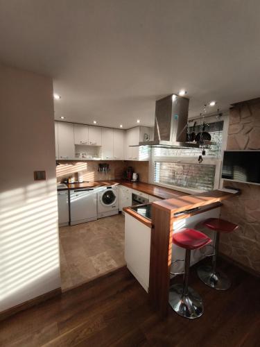 Η κουζίνα ή μικρή κουζίνα στο Cozy 1 room flat with sauna