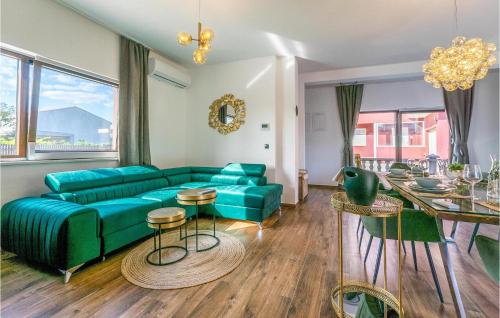 Villa Skyfall