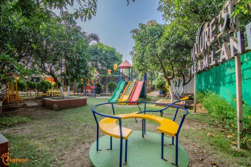 Jardín al aire libre en Natures Dreamland Holiday Homes, Igatpuri