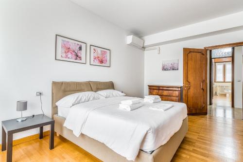 Milano - Brand New 4 PAX Life & The City Giulio Cesare 5
