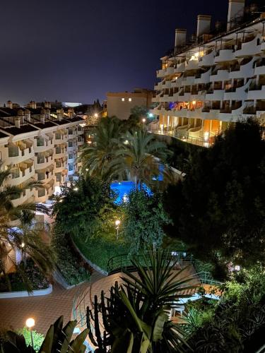 Walking distance to Puerto Banus sea view Apartment